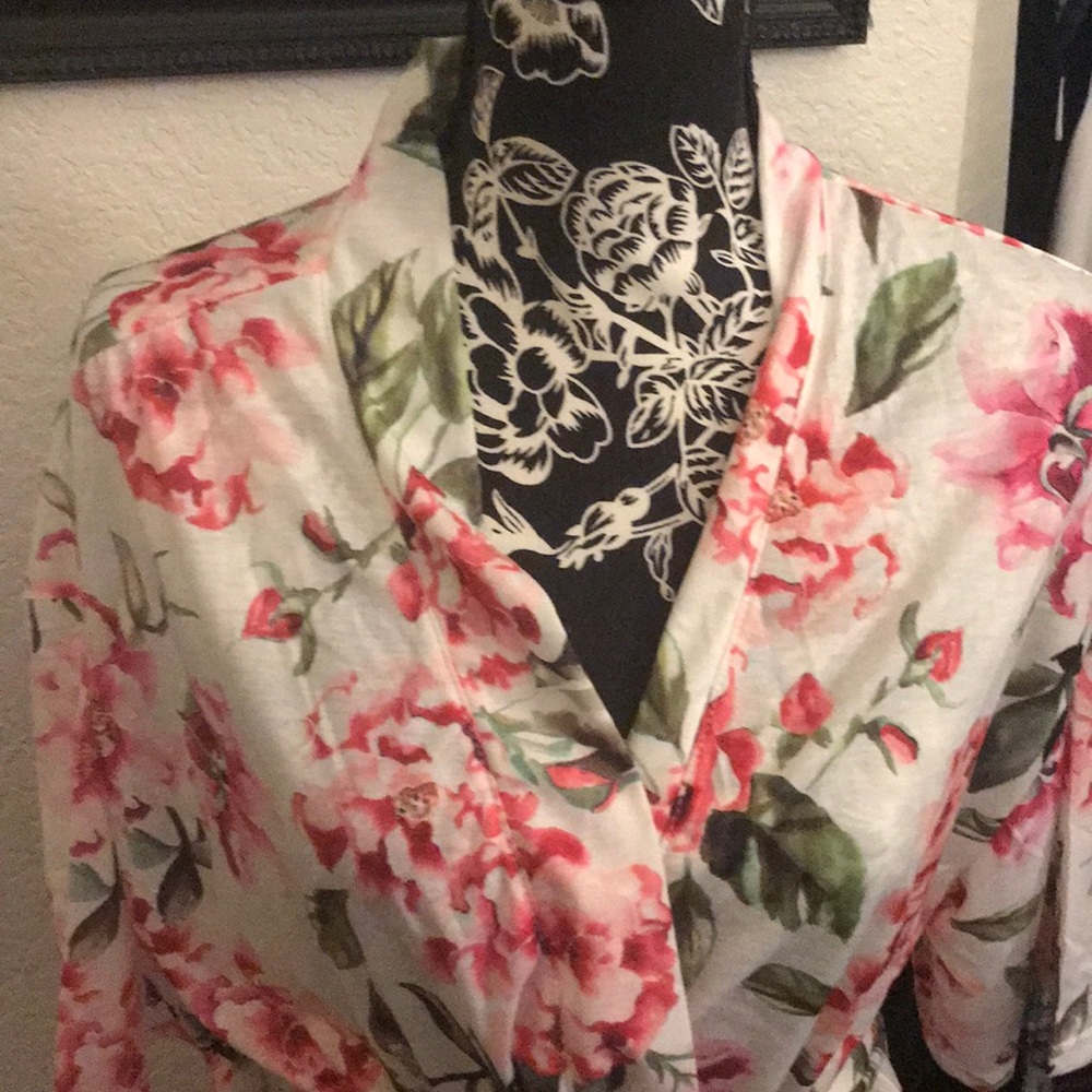 Show Me Your Mumu Brie Robe - Picture 4 of 4